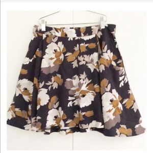 Floral Print mini skirt